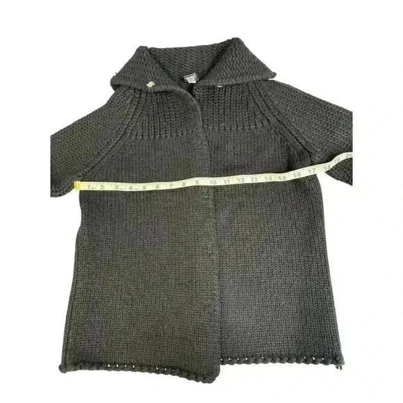 GAP Black Knit Cardigan Wool Blend Snap Closure Sweater Fit is A Size Small - Picture 10 of 16